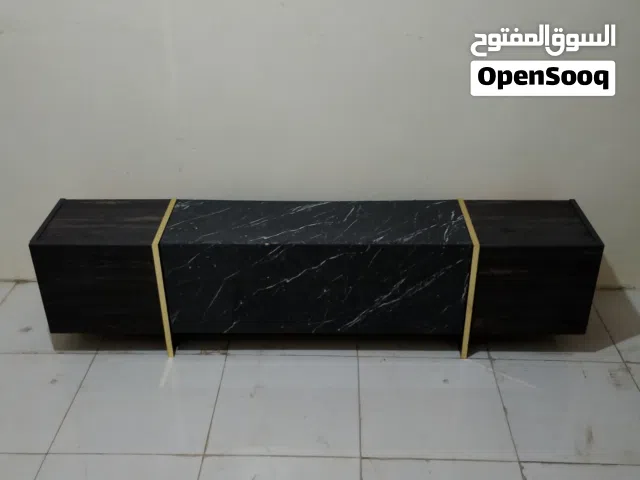 طاولة تلفزيون عصري طراز فيرون