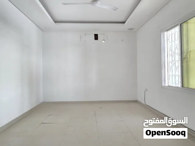 للايجار شقه في قلالي دور أرضي غير شامل الكهرباء والماء
