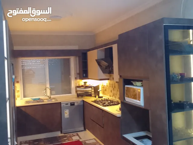 150m2 5 Bedrooms Apartments for Sale in Amman Dahiet Al-Istiqlal