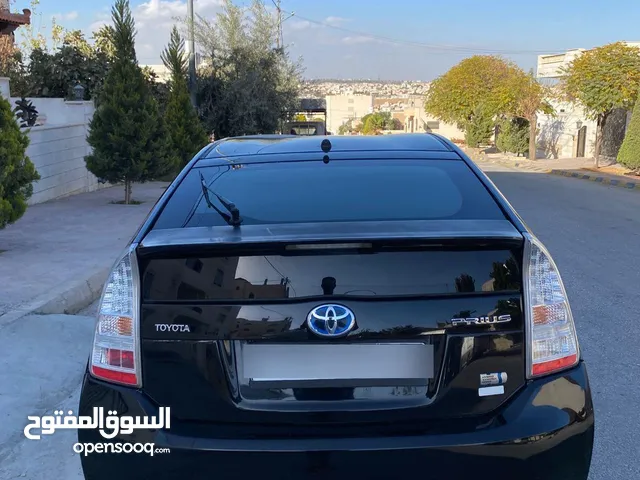Used Toyota Prius in Amman