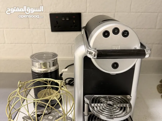 للبيع مكينة اعداد القهوة (اسبيريسو ) بحالة ممتازة جدا