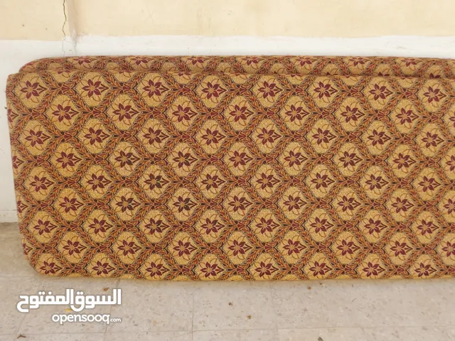 اثاث مستخدم وجديد
