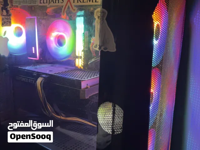 pc للبيع مستخدمة نظيفة