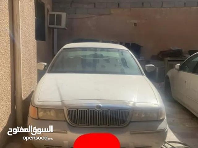 Used Ford Crown Victoria in Al Riyadh