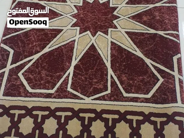 متوفر لدينا احدث وارقي انواع فرش المساجد  بكل اللوان والاشكال  متوفر لدينا مندوب لتوصيل العينات