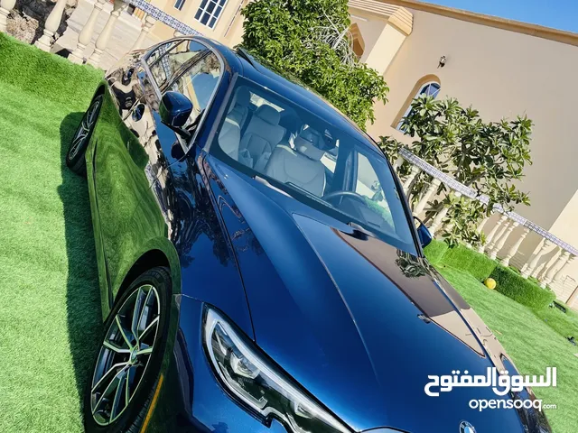 للبيع بي أم دبليو BMW330i  موديل 2019 نظيف جداً لون مميز فل أوبشن