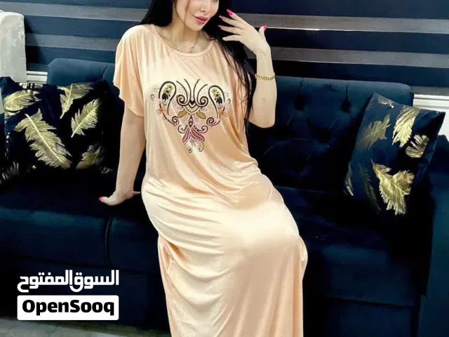 دشداشة طويلة