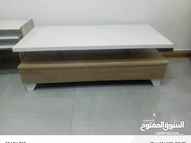 طقم كنب وطقم طاولات للبيع