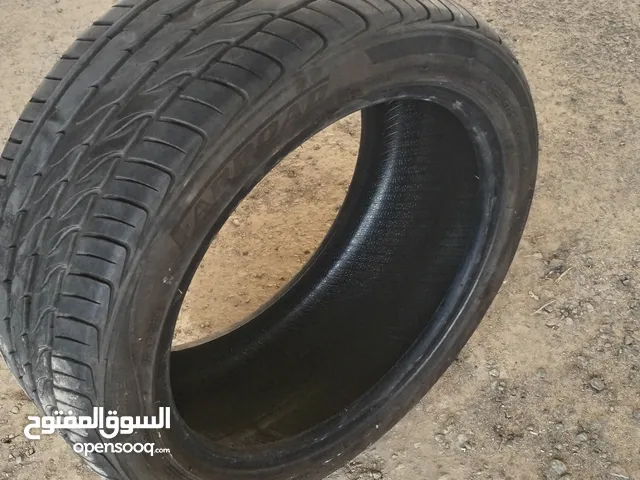 عدد 2 تواير استعمال شهر بحالة ممتازة