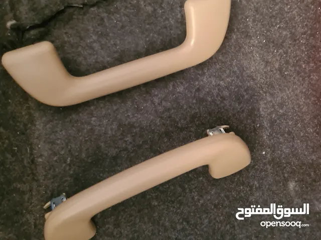 مقابض سقف كورولا