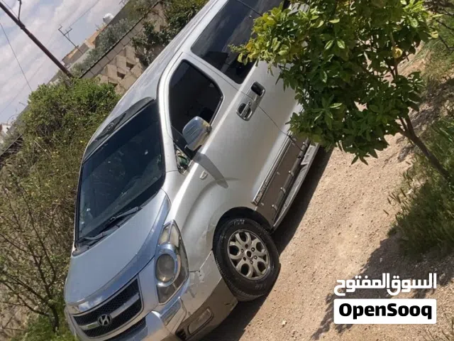 2008 هيونداي H1 GLS