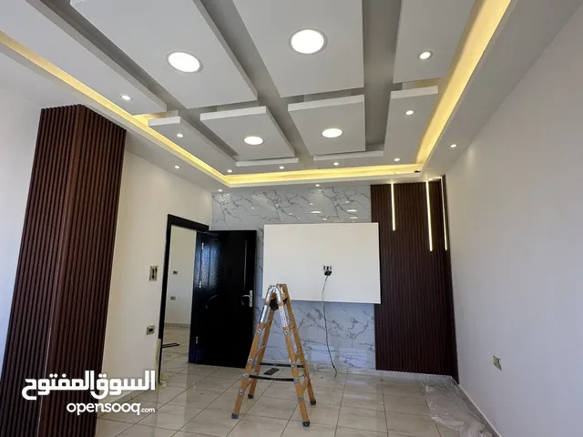 مكاتب ومستودعات مميزة جاهزة ديكورات 140 متر 4 غزف