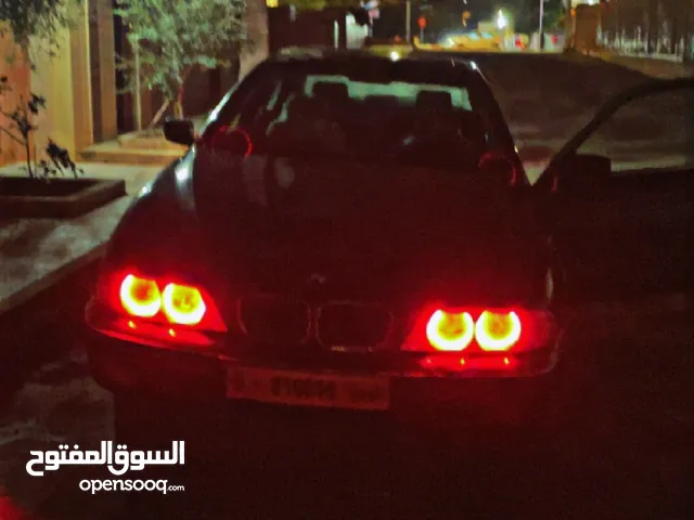 BMW 5 Series 520 in Tripoli