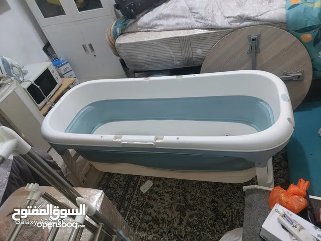 للبيع حوض استحمام بلاستيك قابل للطى السعر8دينار