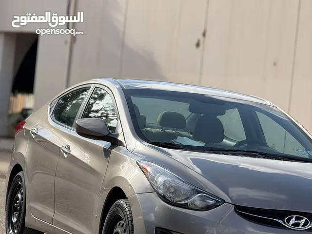 Used Hyundai Elantra in Benghazi