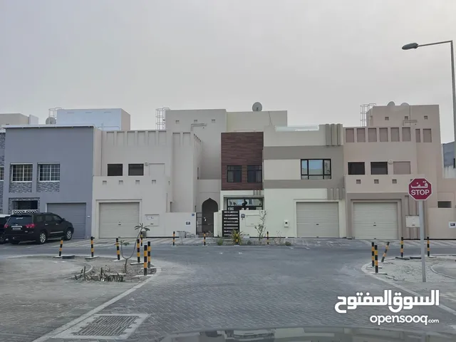 230 m2 4 Bedrooms Townhouse for Sale in Muharraq Hidd