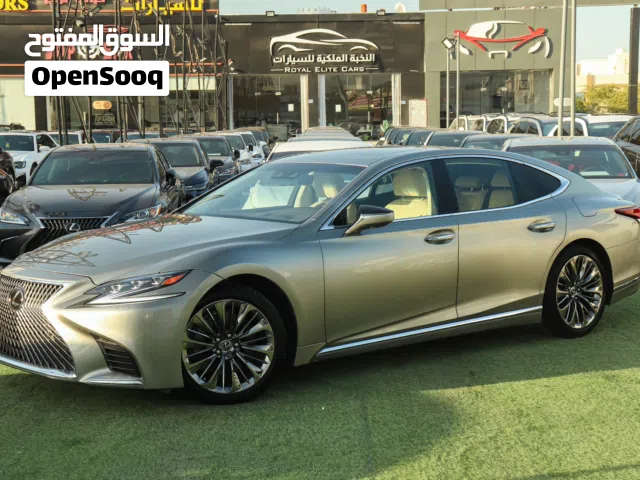 لعشاق الفخامة لكزس للبيع Ls500 نظيفة جدا وبمواصفات مميزة وبسعر مغري للغاية
