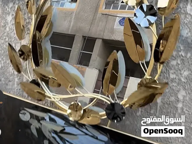 ميز مال مدخل للبيع