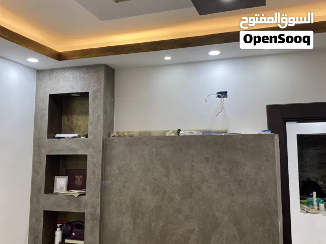 148 m2 5 Bedrooms Townhouse for Sale in Madaba Thiban