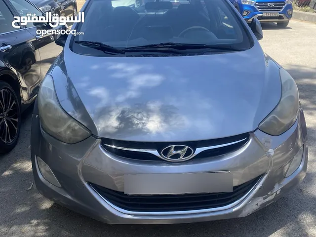 Used Hyundai Elantra in Amman