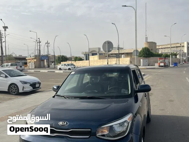 2017 كيا سول Standard