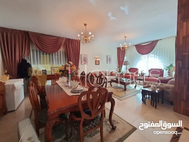 350m2 4 Bedrooms Villa for Sale in Amman Dabouq