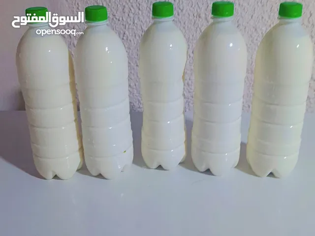 حليب بقر طازج ولبن وزبدة وطنيه