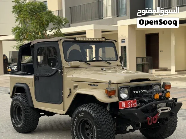 للبيع تويوتا لاندكروزر ربع Fj كلاسك نظيف جدا
