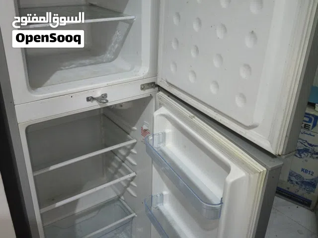 ثلاجة Geeps نظيفة جدا من الداخل والخارج استعمال خفيف وتعمل بكفائة تامه برودة عاليه
