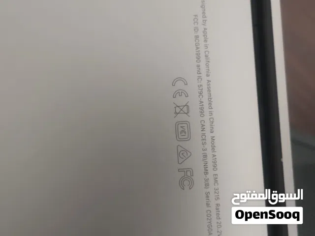mac 2018 i7 6 core 2.2 --16g ram ddr4 -- 250ssd