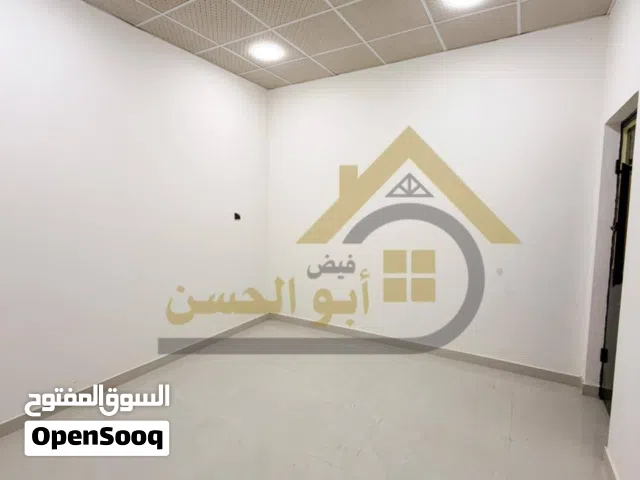 110 m2 2 Bedrooms Townhouse for Rent in Basra Dur Al-Naft