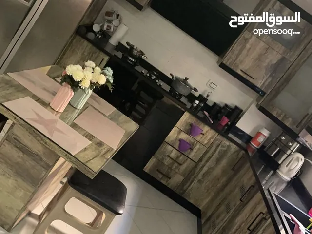 350 m2 3 Bedrooms Apartments for Sale in Amman Um El Summaq