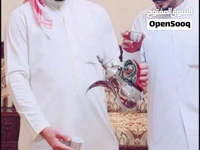 تمور مع خدمة ضيافه رجالي ونسائي
