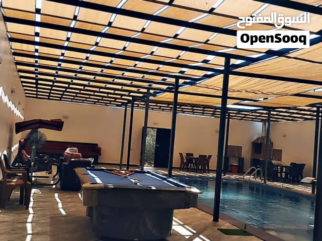 مزرعة وشاليه طلة الجبل ما بين الزرقاء وعمان في العالوك افتتاح جديد كبيرة جدا ومساحات كبيرة سعر مناسب
