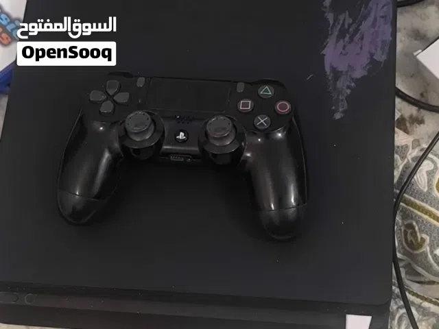 PlayStation 4 PlayStation for sale in Al Dakhiliya