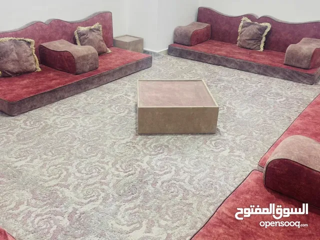 مجلس للبيع