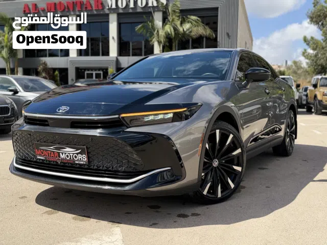 2024 تويوتا كراون Limited