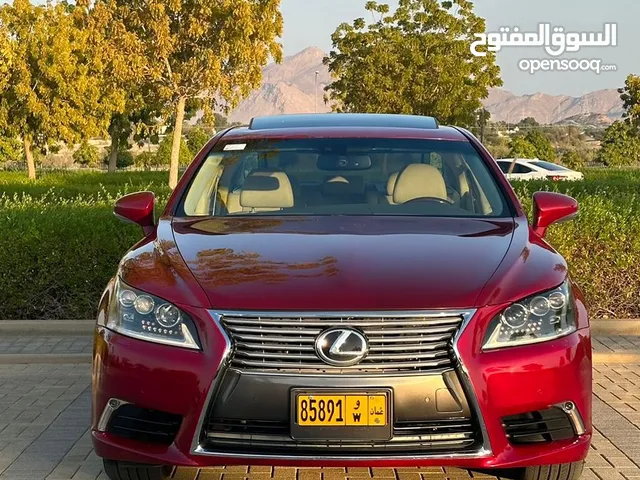 Lexus LS 2017 in Al Dakhiliya