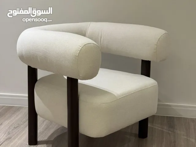 كرسي جديد غير مستخدم