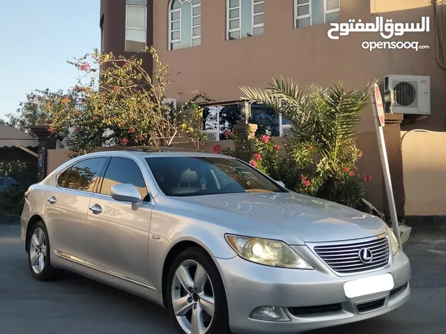 Lexus LS 2009 in Southern Governorate