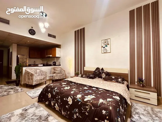 160 m2 Studio Apartments for Rent in Sharjah Al Taawun