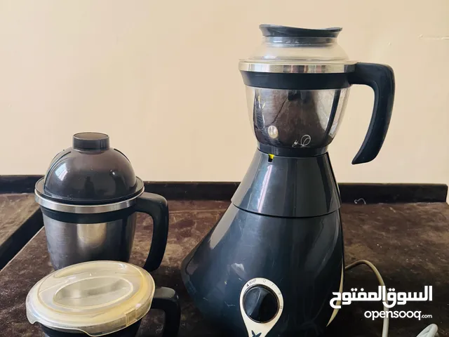 Butterfly Matchless Mixer Grinder, 750Watts, 3 Jars(used)