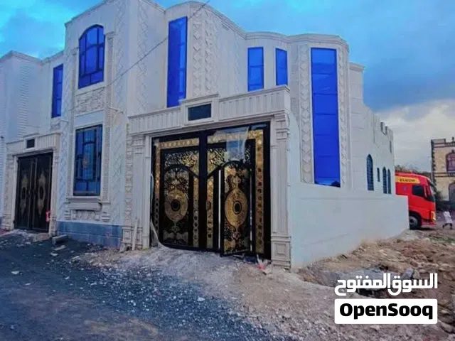 16 m2 4 Bedrooms Townhouse for Sale in Sana'a Ar Rawdah
