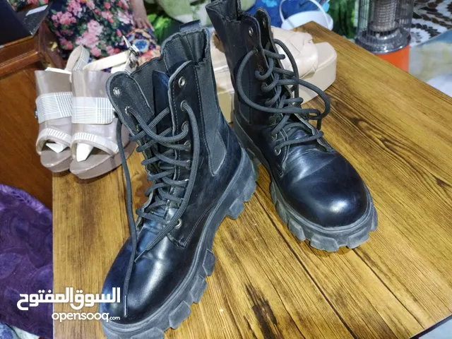 Other Boots in Basra