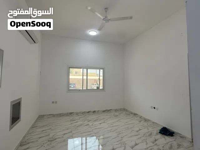 للايجار غرفه و صاله