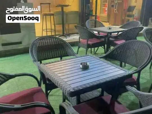 كراسي وترابيزات بلاستيك رتان بيور فرز اول للبلكونات والكافيهات والفلل  الكرسي صبه كامله مسطره عريضه