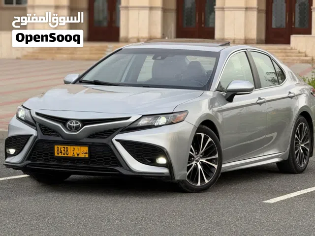 2018 تويوتا كامري SE