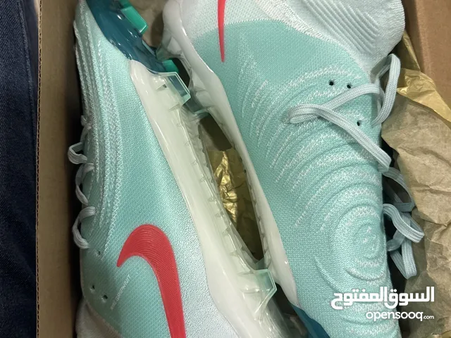 43 Sport Shoes in Central Governorate