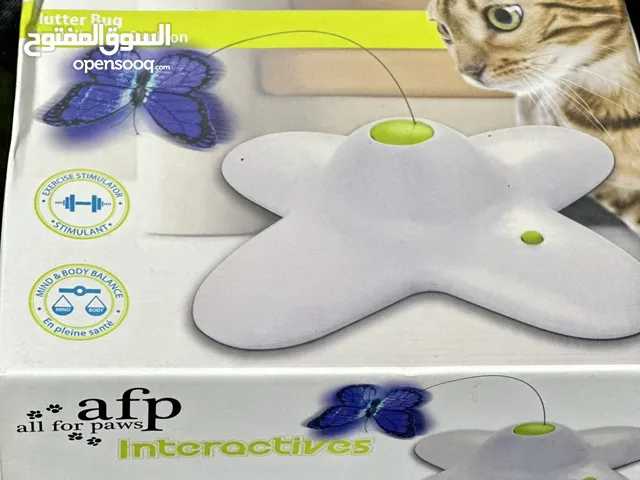 Cat Toy Butterfly Flutter Bug Cat Automatic Toy Brand (A F P) Even your cat can not resist to play
