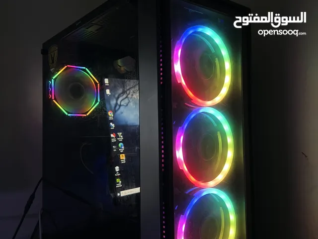 للبيع بي سي نظيف جداًًًًً على السوم وماراح أقصر معاك